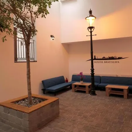 Hostel Old Town *